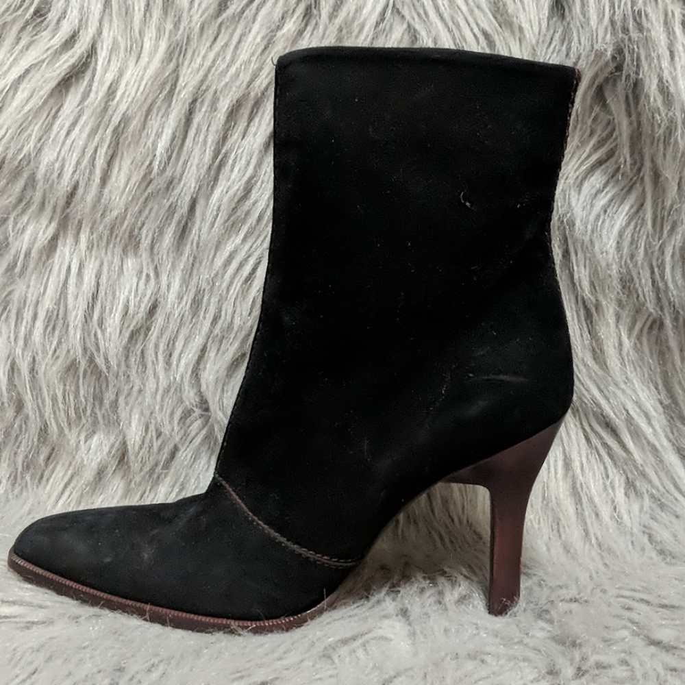 Tod's Black Suede Pointed Heel Ankle Boots with Brown Heel